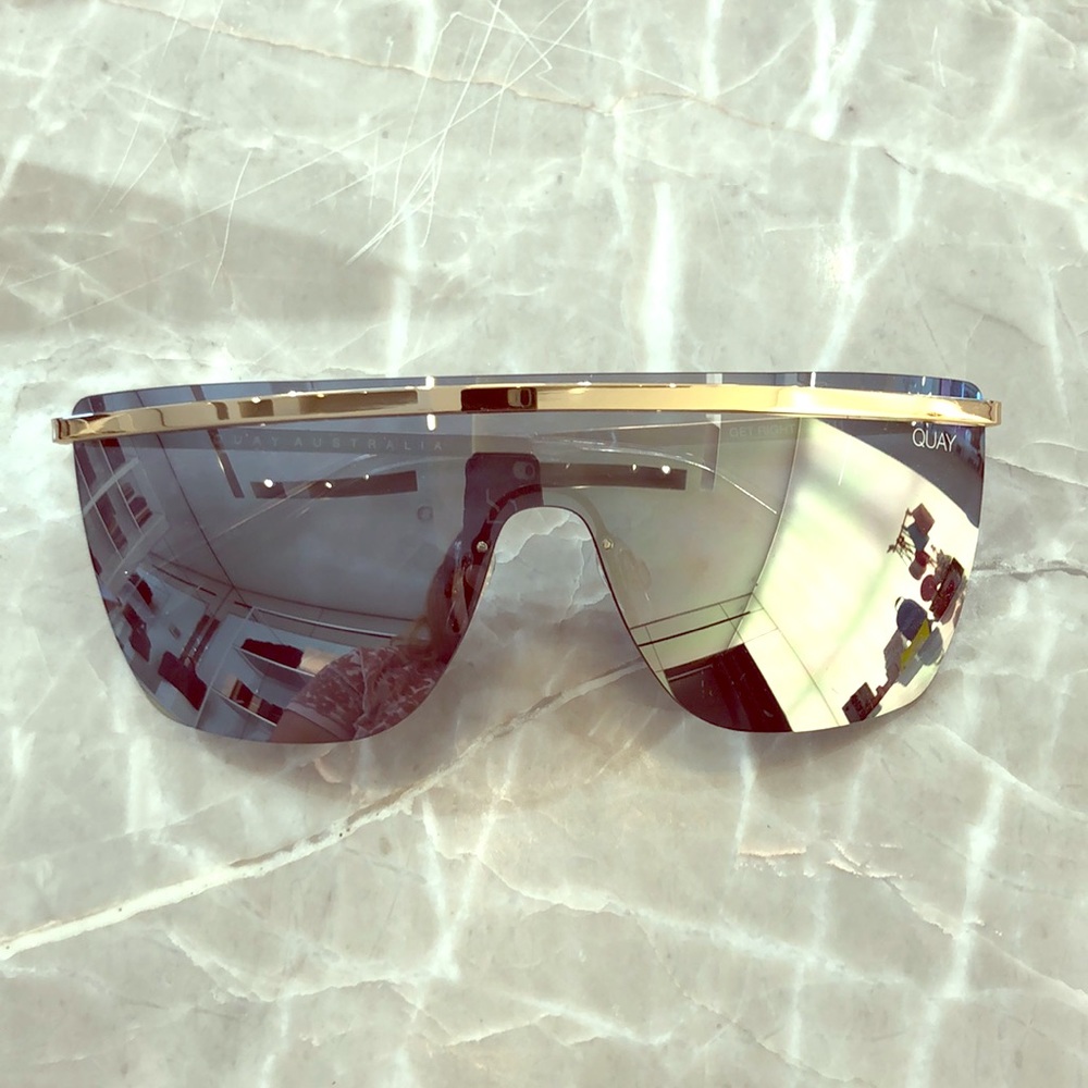 QUAY x JLO ‘Get Right’ Gold & Silver